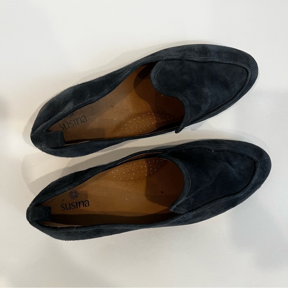 Susina blue suede leather size 7 1/2 mule with small heel